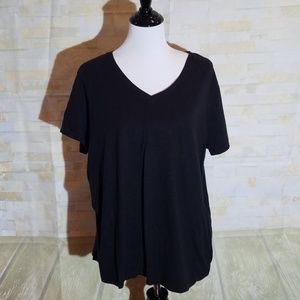 Eddie Bauer V neck Tee